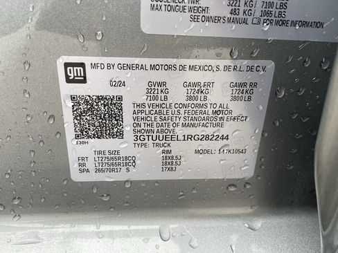 Used 2024 GMC Sierra 1500 AT4 w/ Technology Package image 40