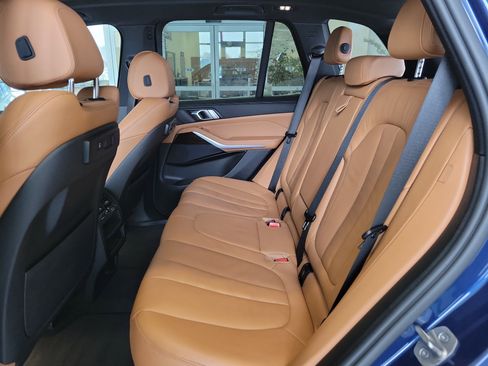 Used 2022 BMW X5 xDrive40i image 16