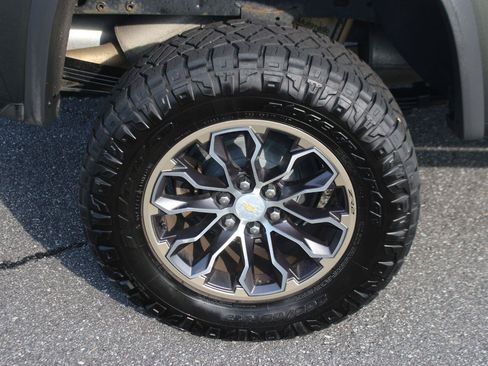 Used 2018 Chevrolet Colorado ZR2 AWD/4WD image 37