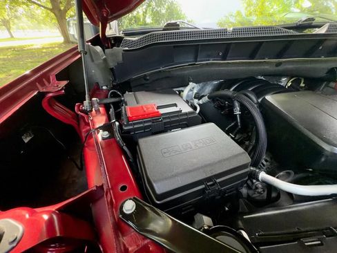 Used 2019 Chevrolet Silverado 1500 LTZ w/ LTZ Premium Package AWD/4WD image 36
