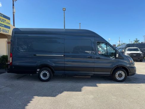 Used 2020 Ford Transit 250 148 High Roof Extended RWD image 7