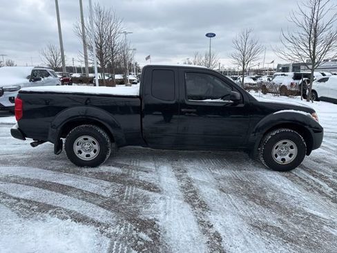 Used 2019 Nissan Frontier S image 8
