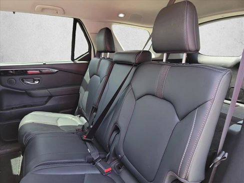 Used 2025 Honda Pilot EX-L image 14