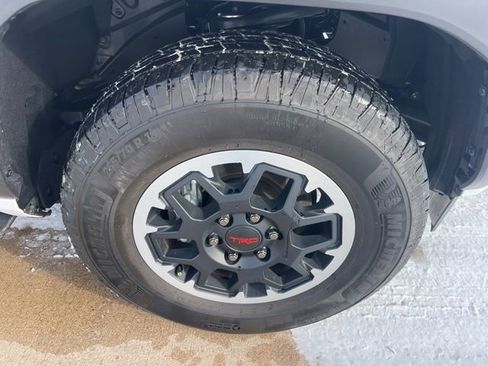 Used 2025 Toyota 4Runner TRD Off-Road Premium image 64