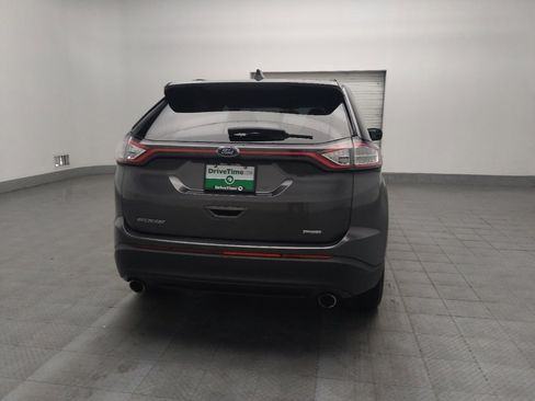 Used 2017 Ford Edge SE FWD image 7