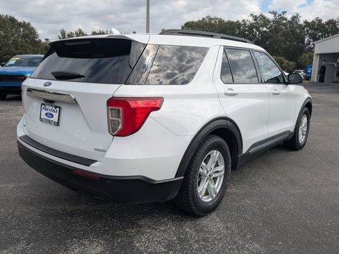 Used 2020 Ford Explorer XLT image 5