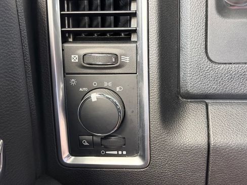 Used 2023 RAM 1500 Warlock w/ Trailer & Traction Group AWD/4WD image 35