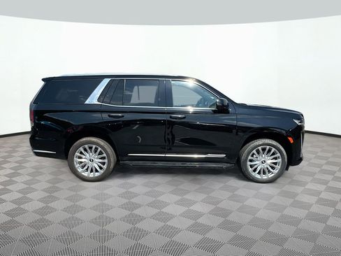 Used 2024 Cadillac Escalade Premium Luxury RWD image 4
