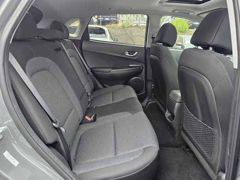 Used 2023 Hyundai Kona SEL FWD image 12
