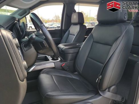 Used 2020 Chevrolet Silverado 2500 LTZ w/ LTZ Premium Package image 14