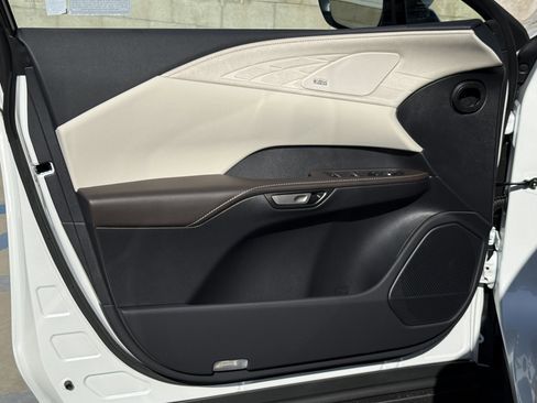 New 2026 Lexus RX 450h AWD image 15