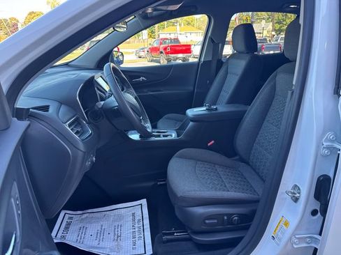 Certified 2022 Chevrolet Equinox LT image 11