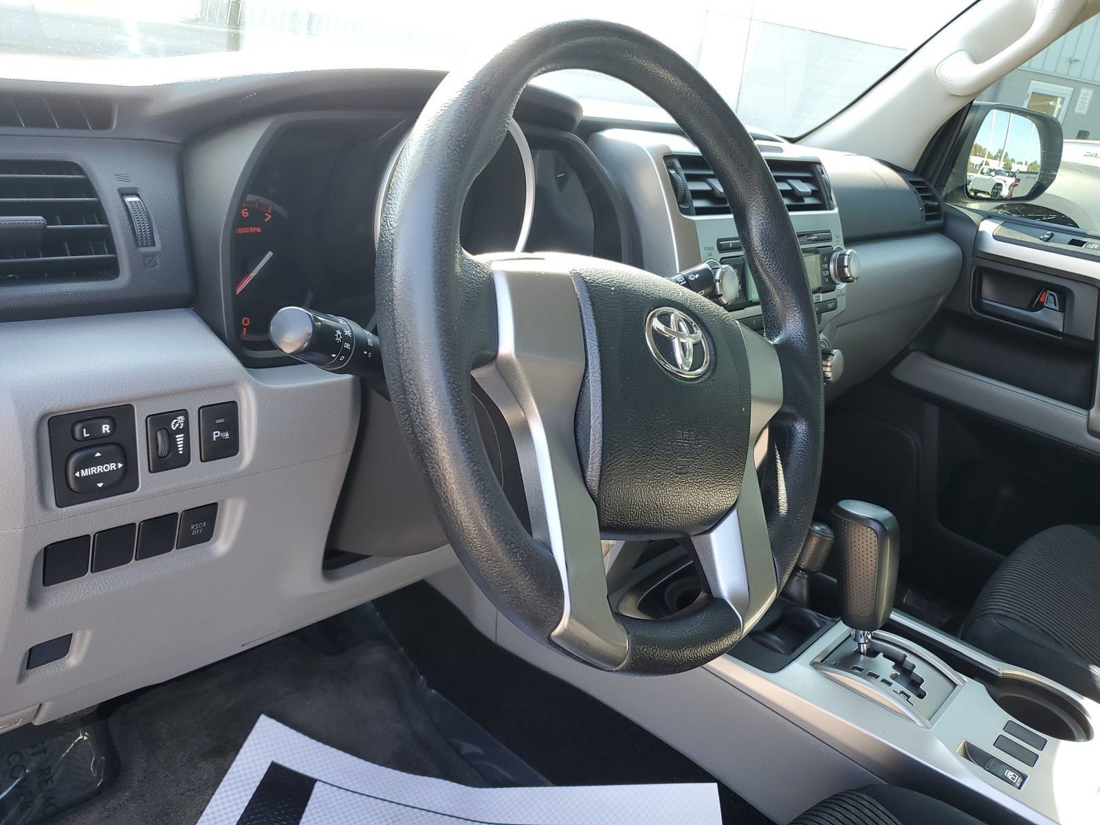 Used 2010 Toyota 4Runner SR5 AWD/4WD image 18