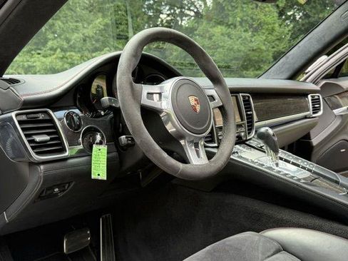 Used 2013 Porsche Panamera GTS AWD/4WD image 30