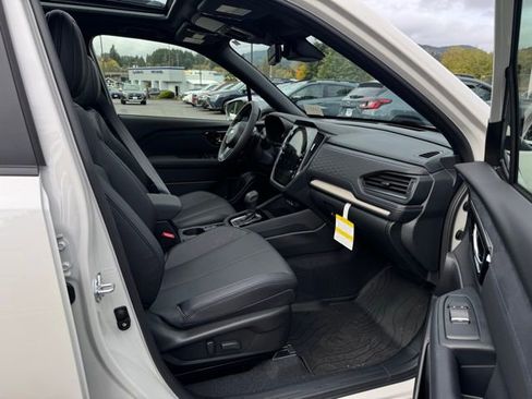 New 2025 Subaru Forester Limited w/ Popular Package #2 image 9