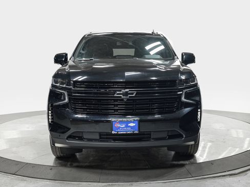 Used 2024 Chevrolet Suburban RST w/ Luxury Package AWD/4WD image 10