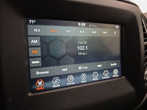 Used 2020 Jeep Compass Latitude image 21