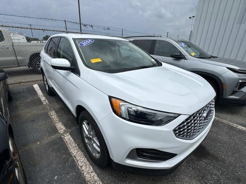 Used 2024 Ford Edge SEL AWD/4WD image 13