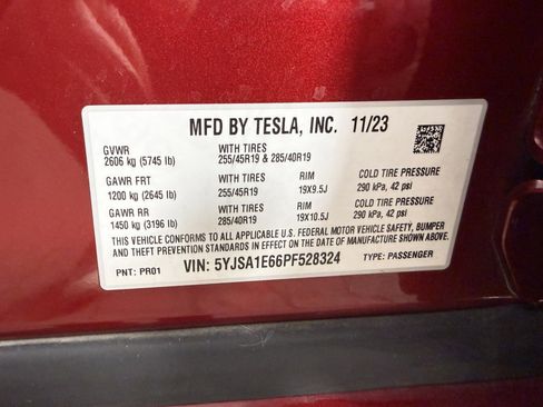 Used 2023 Tesla Model S Plaid image 24