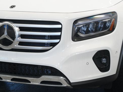 New 2026 Mercedes-Benz GLB 250 4MATIC image 8