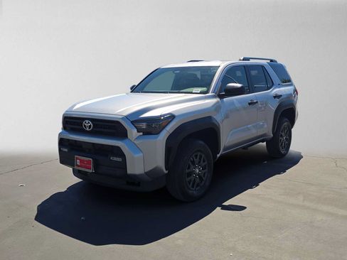 Certified 2026 Toyota 4Runner SR5 RWD image 7