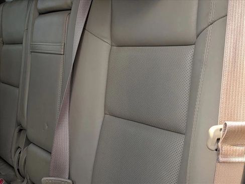 Used 2014 Jeep Grand Cherokee Limited w/ Luxury Group II image 13