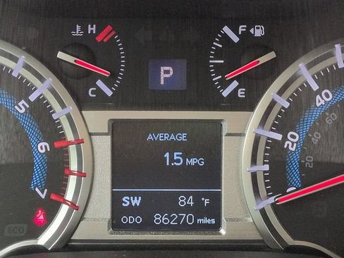 Used 2019 Toyota 4Runner TRD Off-Road Premium AWD/4WD image 35