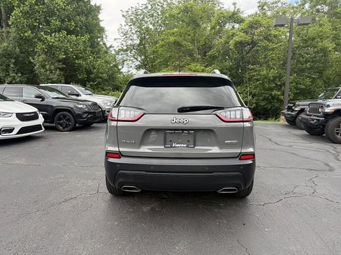 Used 2021 Jeep Cherokee Latitude Lux AWD/4WD image 5