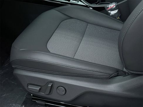 New 2025 Kia Niro Wind image 18