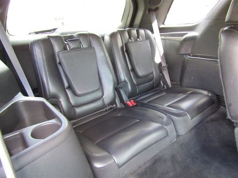 Used 2013 Ford Explorer Limited image 46