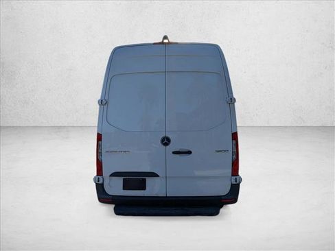 Used 2023 Mercedes-Benz Sprinter 2500 image 6