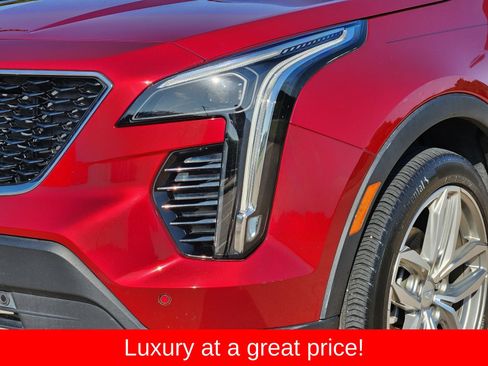 Used 2023 Cadillac XT4 Sport w/ Cold Weather Package FWD image 10