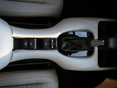 Used 2026 Honda HR-V LX image 27