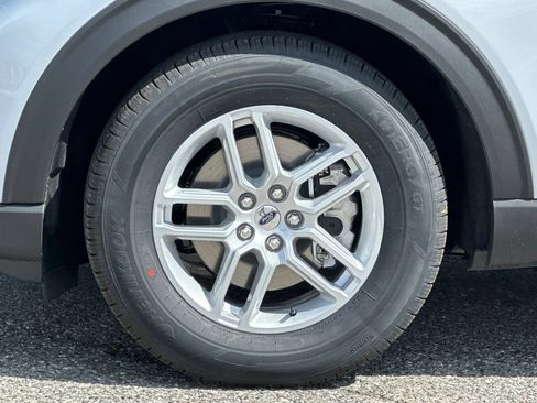 New 2026 Ford Explorer Active w/ Active Comfort Package RWD image 27