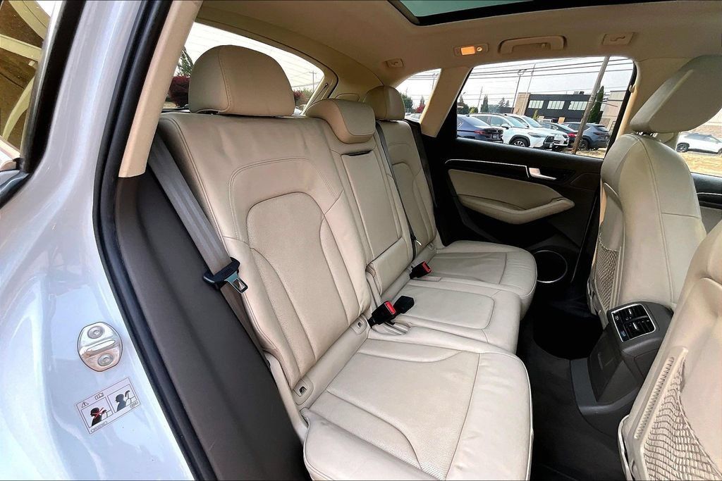 Used 2017 Audi Q5 3.0T Premium Plus w/ Technology Package AWD/4WD image 20