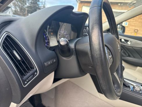 Used 2015 INFINITI Q50 2.0t w/ Moonroof Package image 29