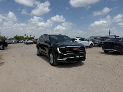 New 2026 GMC Acadia Elevation w/ Elevation Premium Package FWD image 3