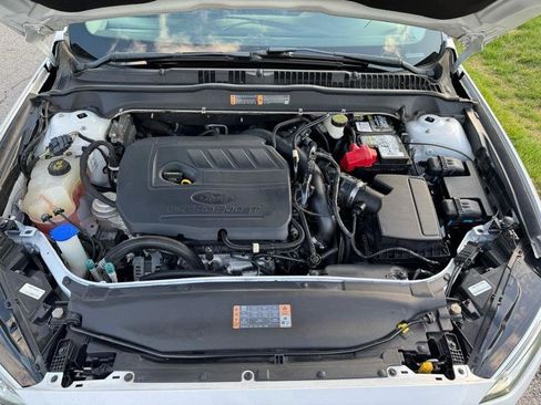 Used 2017 Ford Fusion SE image 21