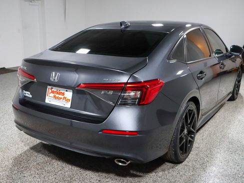 Used 2022 Honda Civic Sport image 7