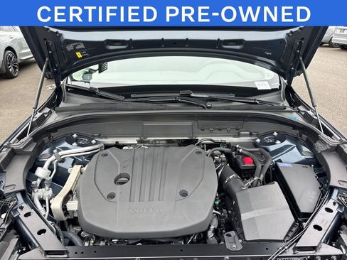 Certified 2025 Volvo XC60 B5 Core w/ Protection Package Premier AWD/4WD image 29