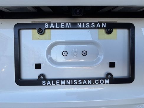 Used 2023 Nissan Rogue SL w/ SL Premium Package image 20