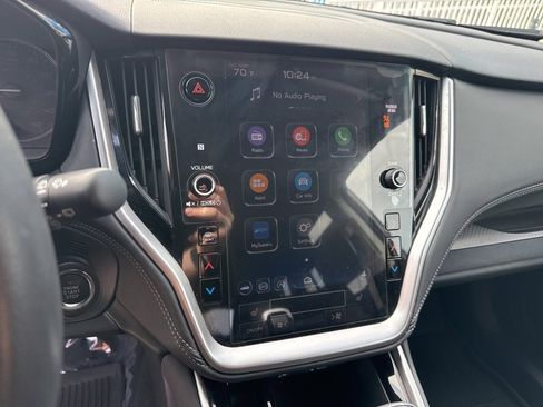 Used 2022 Subaru Outback Premium image 15