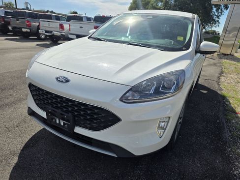Used 2022 Ford Escape SEL AWD/4WD image 10