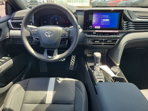 New 2026 Toyota Camry SE FWD image 10