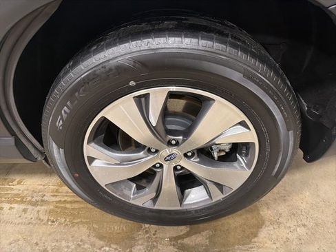 Used 2023 Subaru Ascent Premium w/ Convenience Package image 41