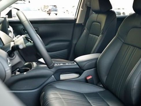 New 2026 Honda HR-V EX-L image 25