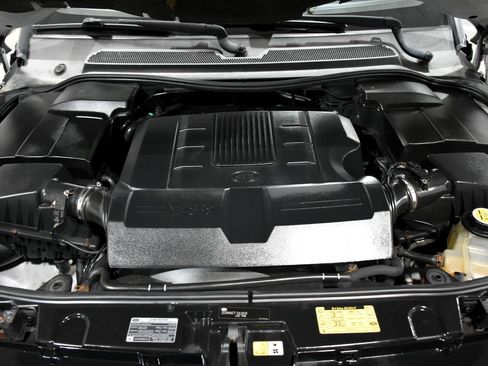 Used 2010 Land Rover LR4 HSE image 20