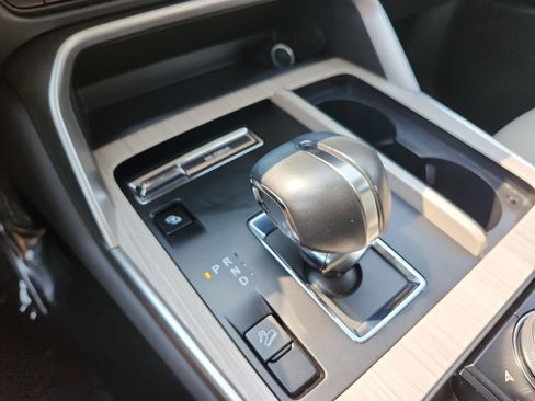 Used 2024 MAZDA CX-90 Plug-In Hybrid w/ Preferred AWD/4WD image 22