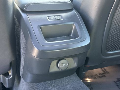 Certified 2024 Volvo S60 B5 Plus w/ Climate Package image 22