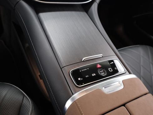 Used 2023 Mercedes-Benz EQS 580 4MATIC Sedan image 27